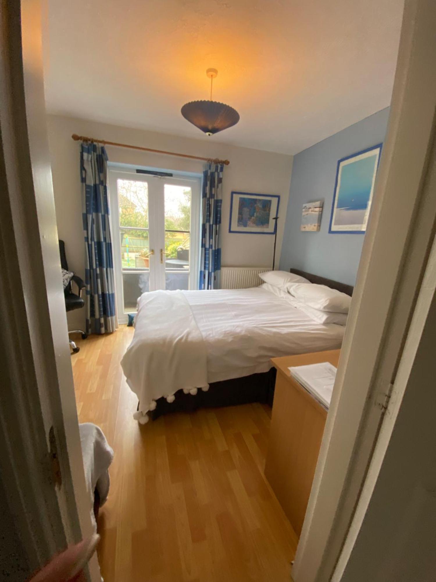 Choice Of One Double Bedroom With A Comfy Double Bed And Private En Suite For Solo Travellers Or Couples ,Or Alternatively Book Two Double Bedrooms For Families Or Friends Paddock Wood Exterior foto